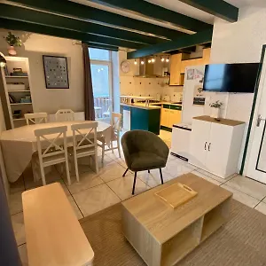 https://residence-montlosier.hotels-rhonealpes.com